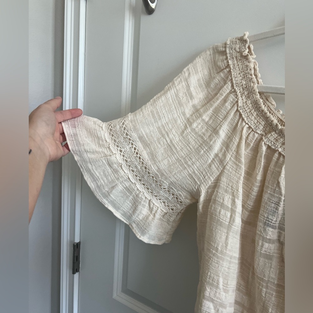 Off white top - Picture 2 of 5